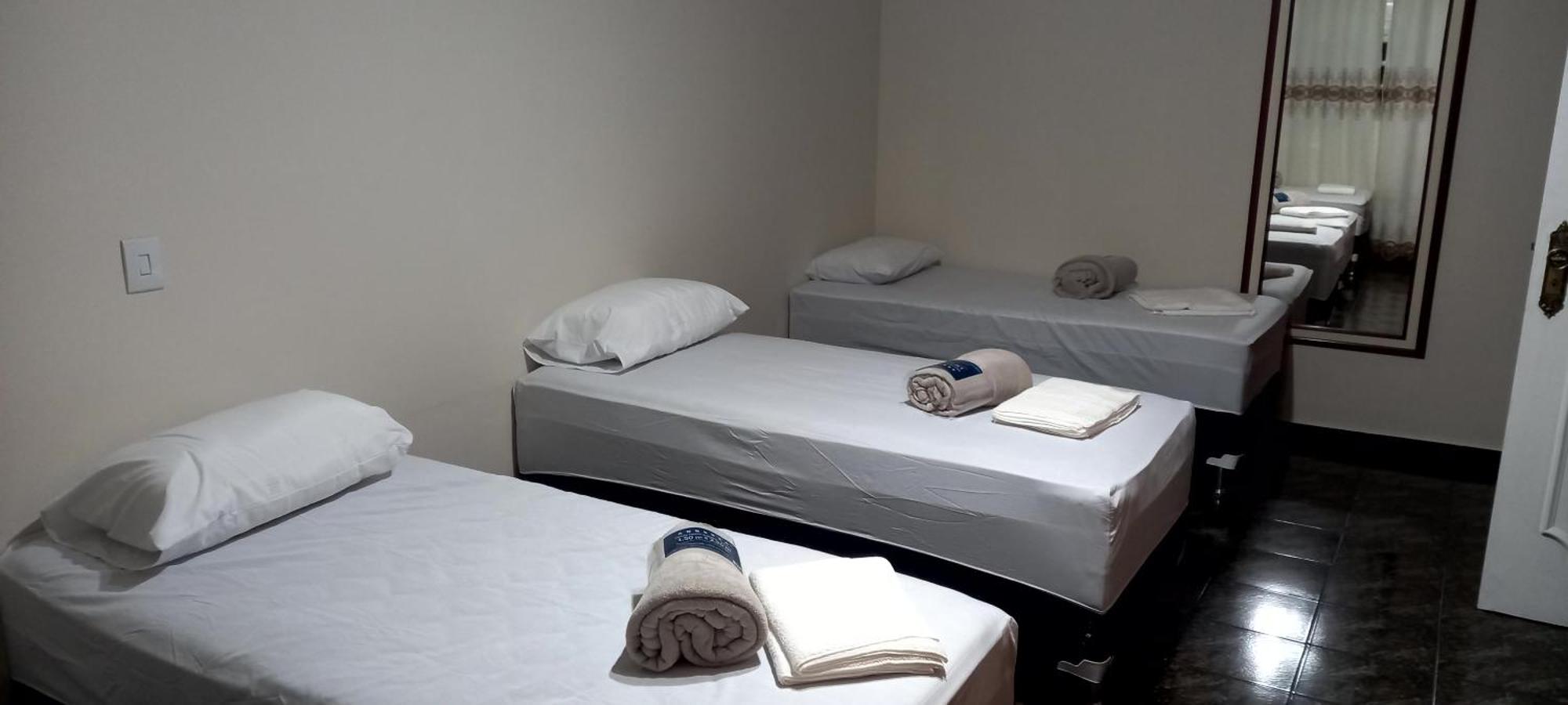 Hostel Blaese Pascal - Hbp 瓜卢流斯 外观 照片